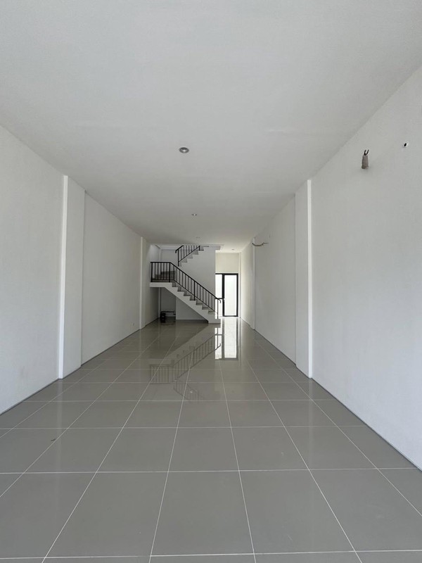 Rent. Ruko bagus La Vallee, Cisauk