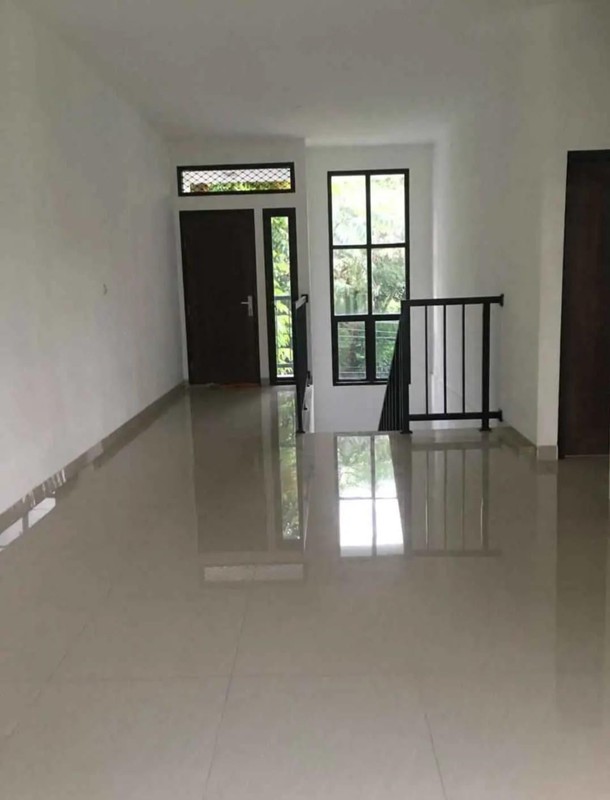 Flash Sale. Rumah bagus Bumi Puspitek Asri, Pagedangan