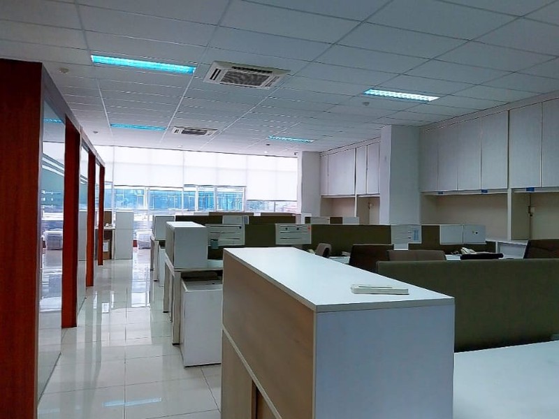 Gedung kantor 4 lantai, fully furnish, siap pakai dan sangat terawat di warung buncit raya, Jakarta Selatan.