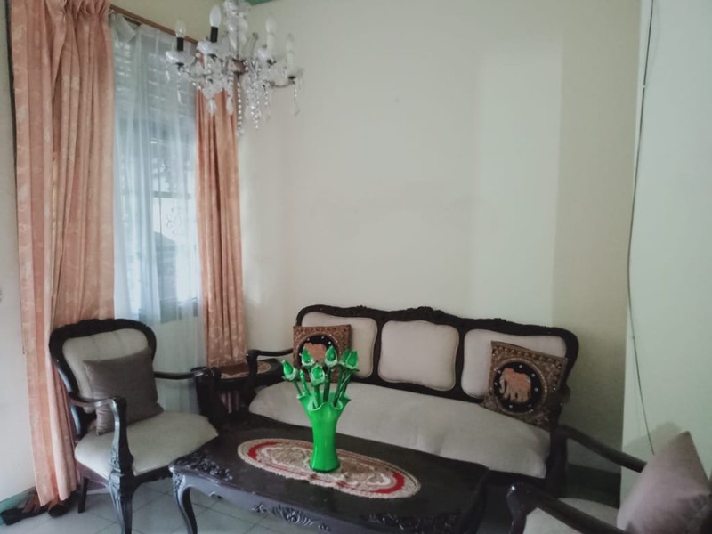 Rumah Lokasi Strategis dan Berada dekat Tengah Kota @Bumi Karang Indah, Lebak Bulus