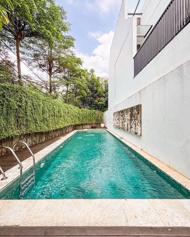 Dijual Cepat! Rumah Modern 3 Lantai SHM di Jakarta Selatan, Fasilitas Lengkap