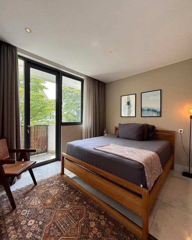 Dijual Cepat! Rumah Modern 3 Lantai SHM di Jakarta Selatan, Fasilitas Lengkap