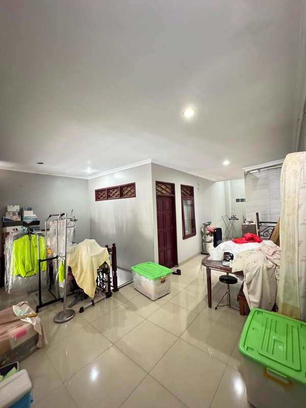 Rumah 2 Lantai Pondok Aren - Siap Huni, Lokasi Strategis, SHM & Harga Nego!