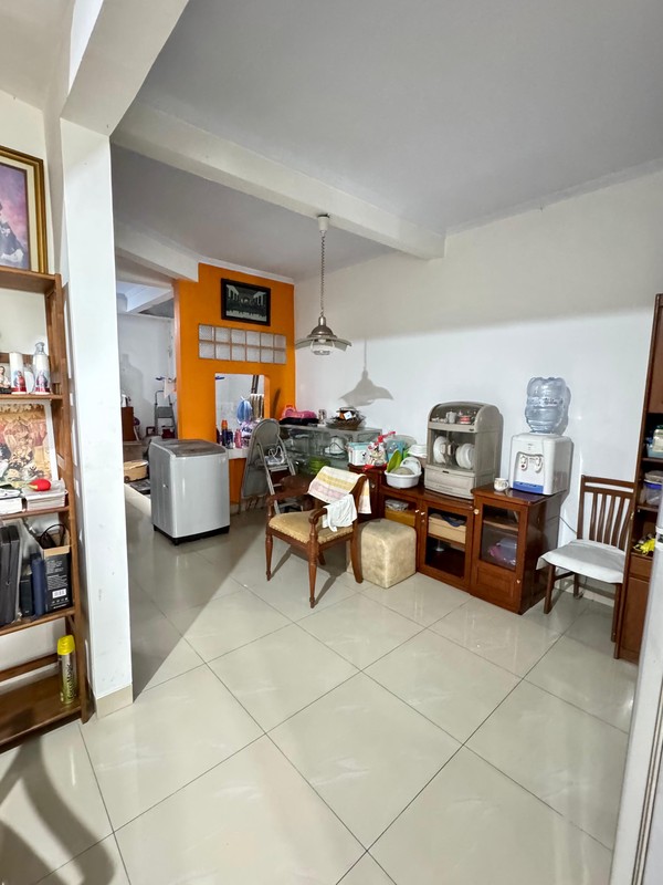 Rumah 2 Lantai Pondok Aren - Siap Huni, Lokasi Strategis, SHM & Harga Nego!