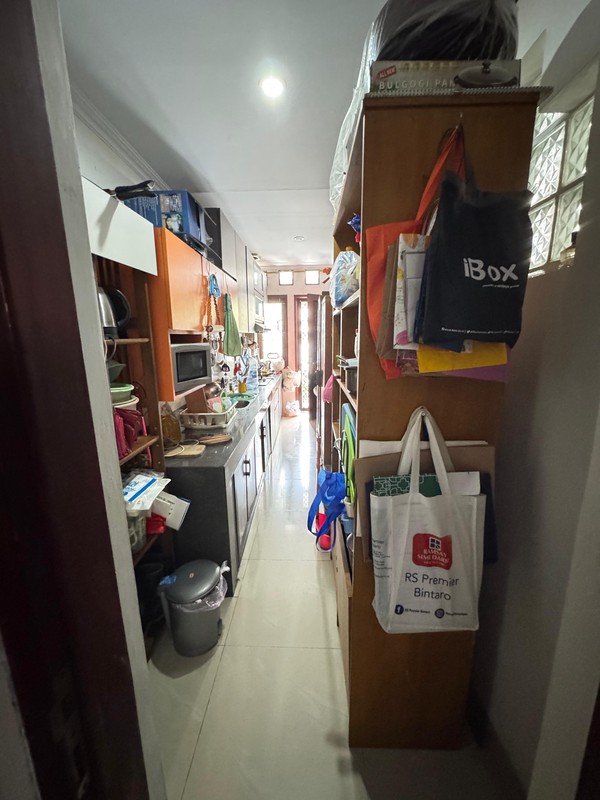 Rumah 2 Lantai Pondok Aren - Siap Huni, Lokasi Strategis, SHM & Harga Nego!