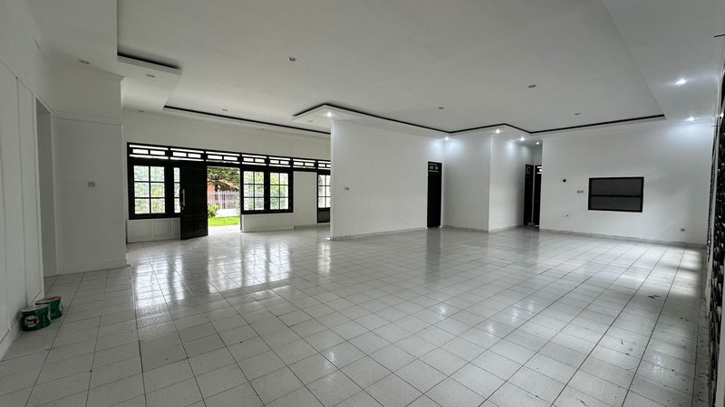 Rumah Luas 1300M² Halaman Super Lega di Cimanggis Dekat LRT & Tol