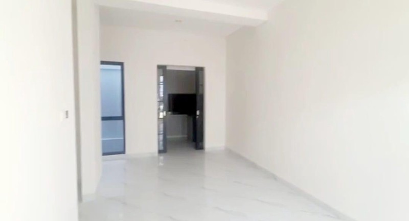 Rumah Bagus Di Lavon 2, Cluster Viridia Cikupa Tangerang