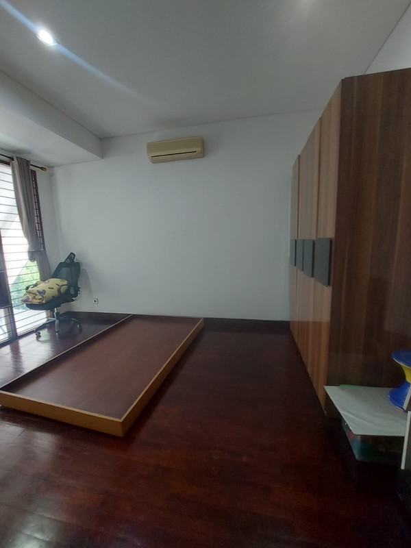 Dijual Rumah 3 Lantai Lokasi Strategis Di Cilandak Dalam, Jakarta Selatan