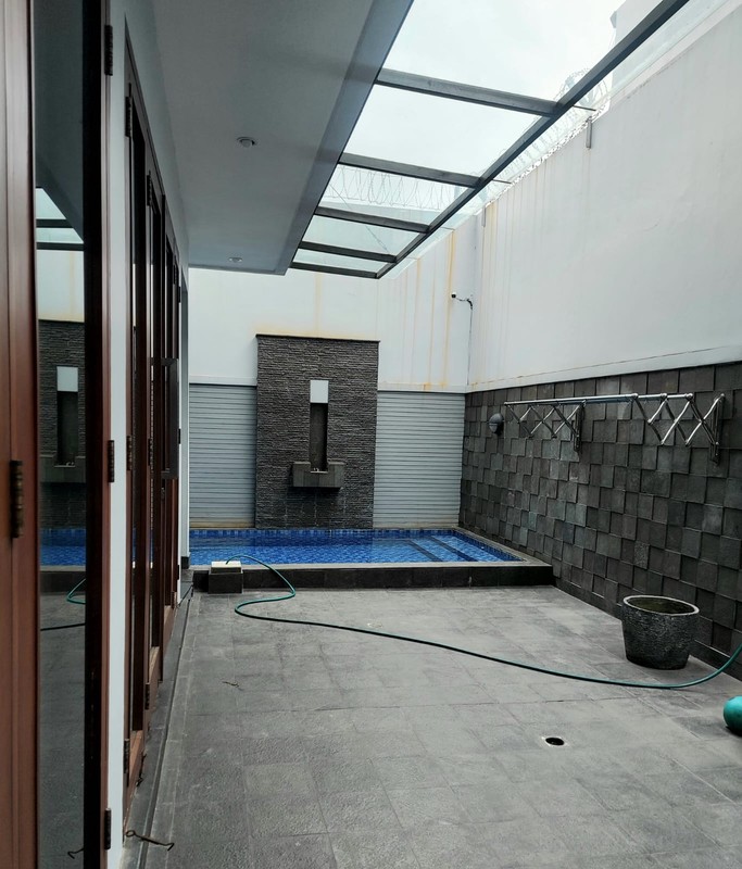 Dijual Rumah 3 Lantai Lokasi Strategis Di Cilandak Dalam, Jakarta Selatan