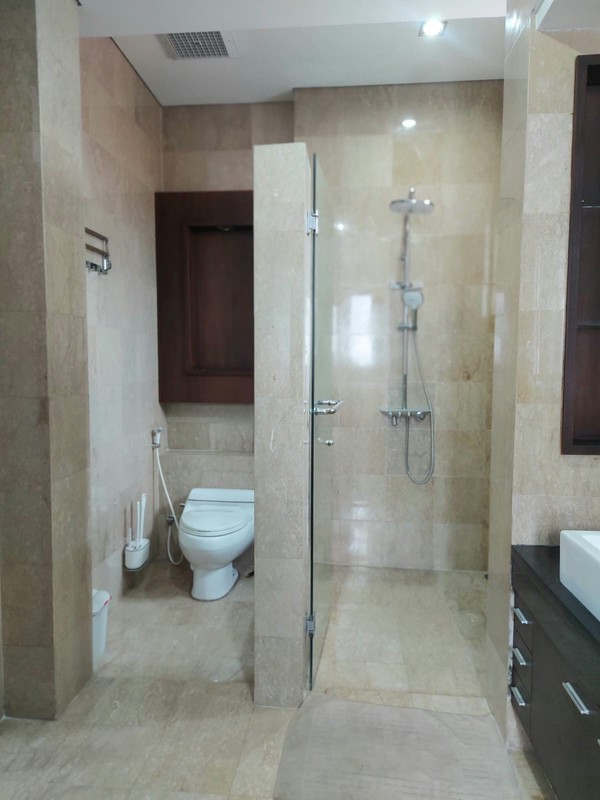 Dijual Rumah 3 Lantai Lokasi Strategis Di Cilandak Dalam, Jakarta Selatan