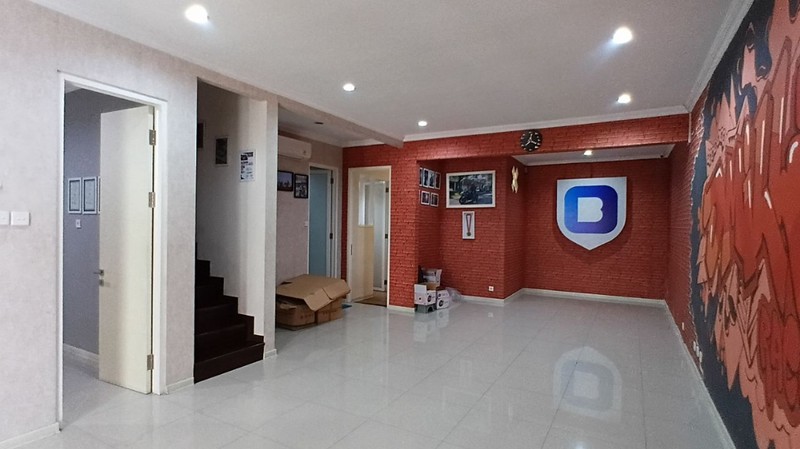 umah Dijual Citraland Utama Surabaya Barat Vila Sentra Raya 2 Lantai Dekat Gwalk JJ Lake SHM