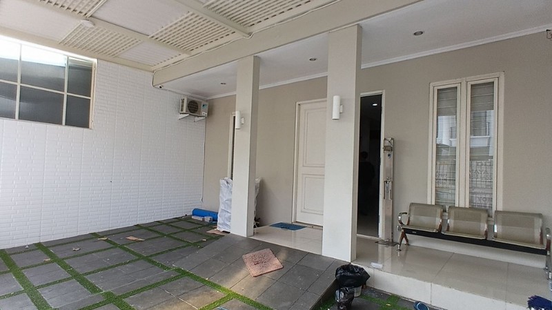 umah Dijual Citraland Utama Surabaya Barat Vila Sentra Raya 2 Lantai Dekat Gwalk JJ Lake SHM