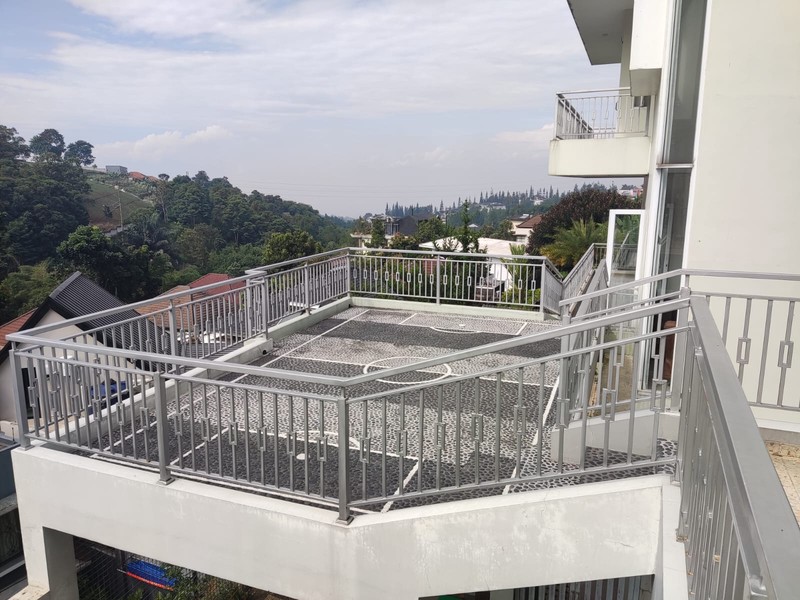 Dua Rumah Rendeng dengan akses di Dago Pakar, Bandung!