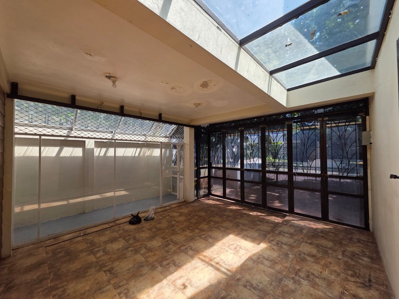 Rumah Bagus,dalam cluster di Bintaro Jaya Sektor 9