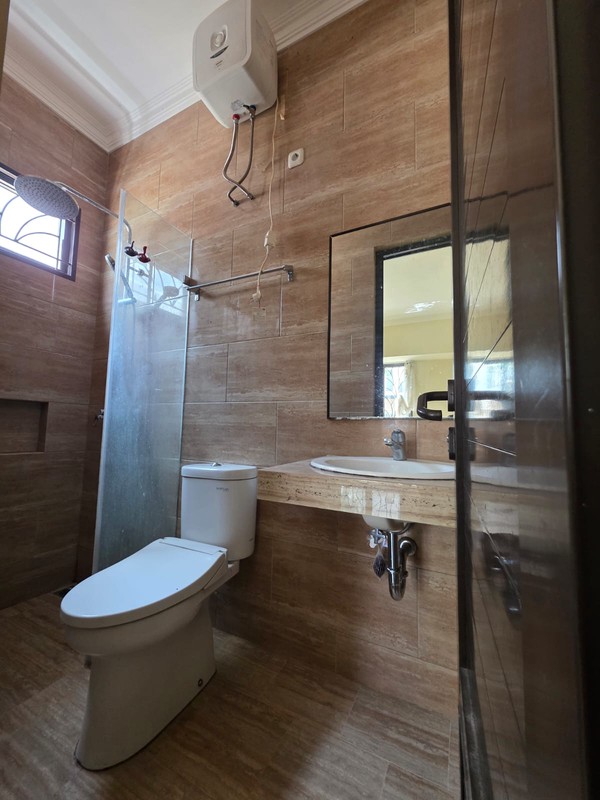 Rumah Bagus,dalam cluster di Bintaro Jaya Sektor 9