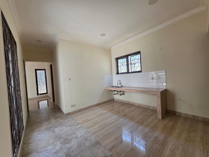 Rumah Bagus,dalam cluster di Bintaro Jaya Sektor 9