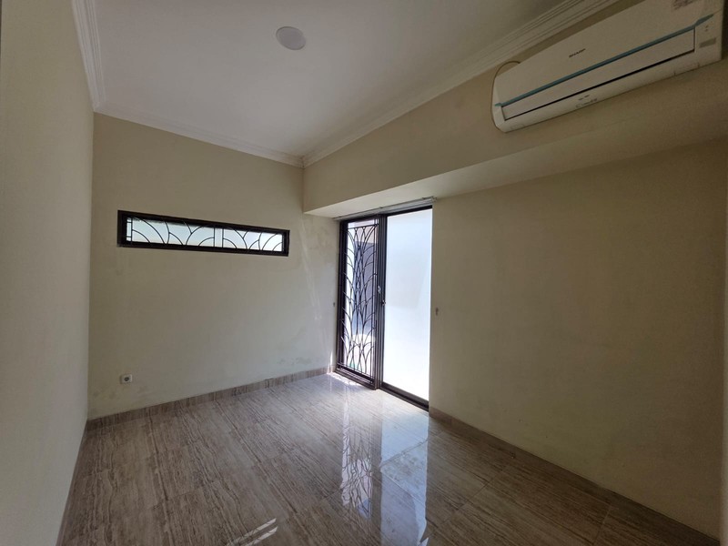 Rumah Bagus,dalam cluster di Bintaro Jaya Sektor 9