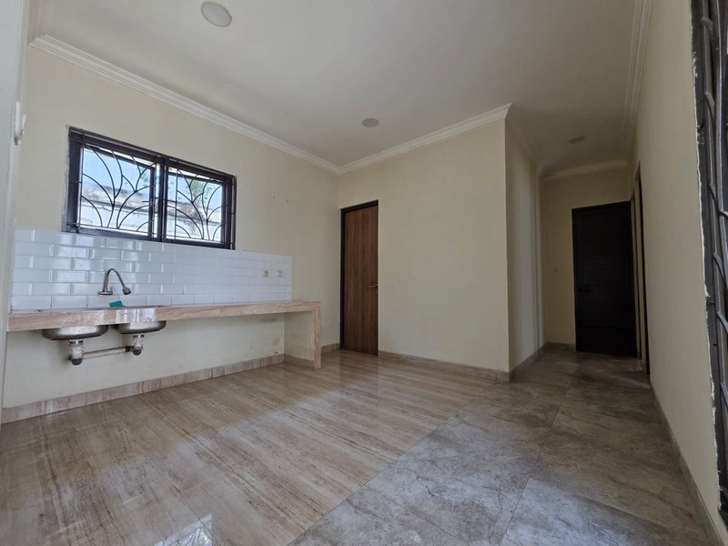 Rumah Bagus,dalam cluster di Bintaro Jaya Sektor 9