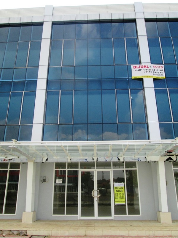 Ruko Siap Pakai Di Lokasi Strategis Emerald Avenue Bintaro Sektor 9
