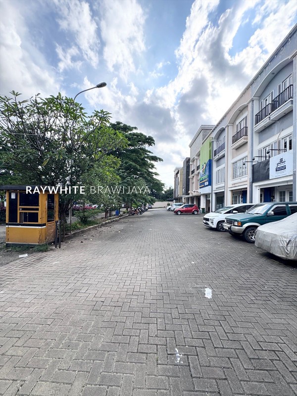 Ruko Lokasi Strategis Area Lebak Bulus Raya