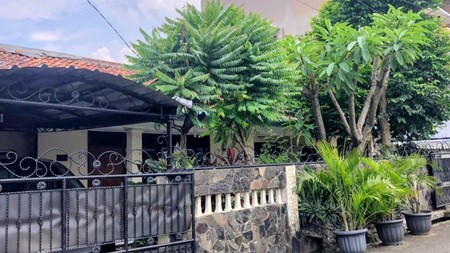 Di Jual Rumah Siap Huni Lokasi Strategis Di Pondok Labu Cilandak Jakarta Selatan.