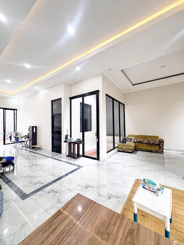 Rumah Nyaman di Villa Melati Mas BSD - Lokasi Strategis & Siap Huni