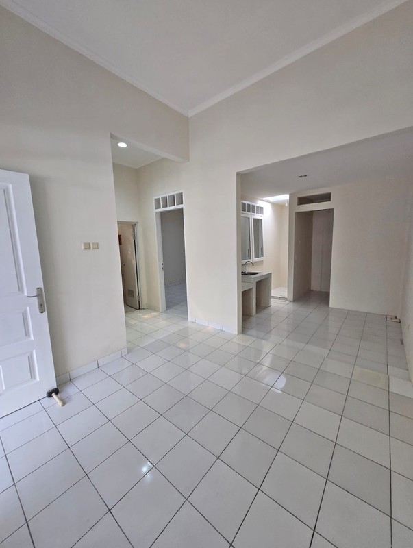 Rumah di Regency Melati Mas BSD - Lokasi Favorit & Nyaman untuk Hunian