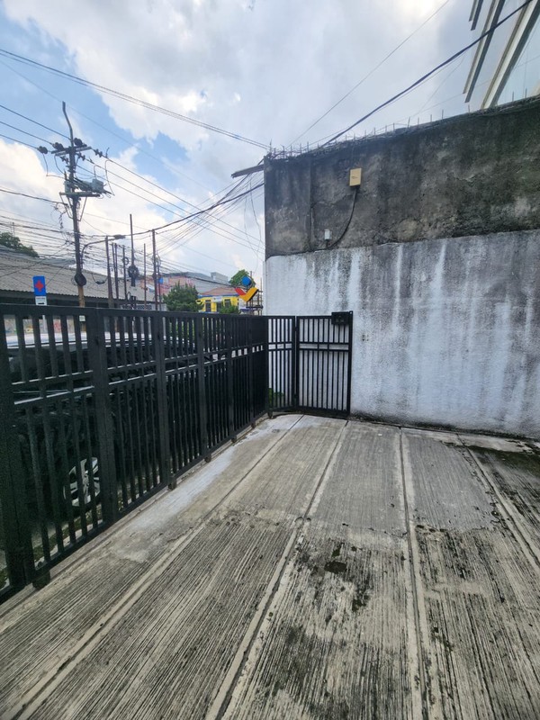 DISEWAKAN RUKO KANTOR DI PONDOK PINANG - JAKARTA SELATAN