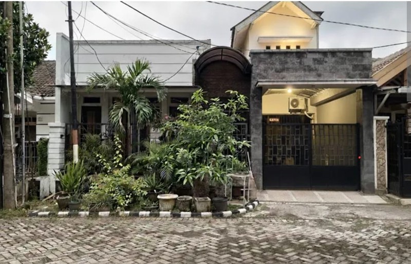 Jual Rumah 2 Lantai Babatan Pilang Surabaya Barat