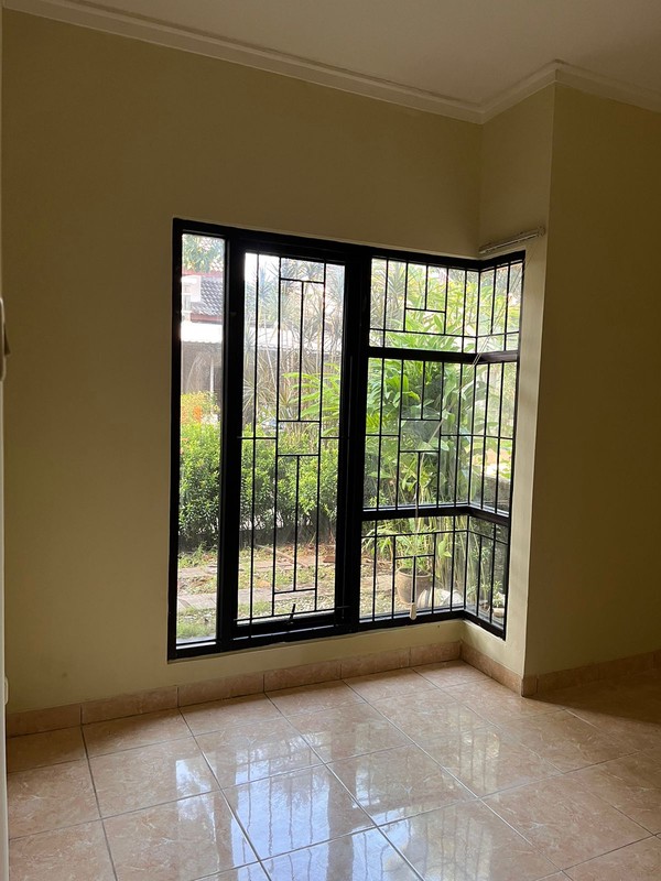 Rumah Bagus,dalam cluster di Graha Bintaro