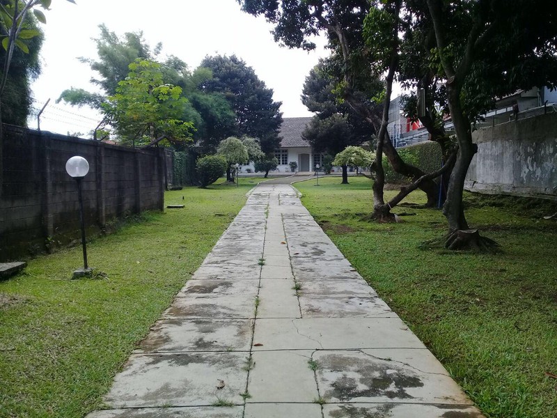 TANAH STRATEGIS DI JALAN UTAMA CINERE - POTENSI INVESTASI TINGGI & NILAI TERUS NAIK