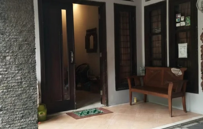 Jual Rumah 2 Lantai Babatan Pilang Wiyung Surabaya Barat