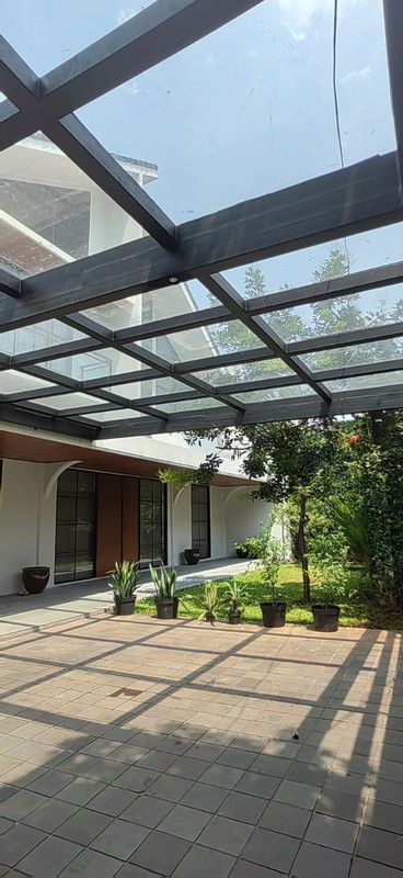 Dijual Rumah Full Furnished Lokasi Strategis DI Jl. Rambai, Kebayoran Baru, Jakarta Selatan