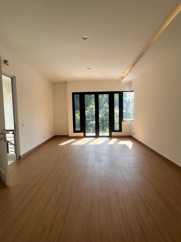 Rumah Renovasi Lokasi Bagus Caribbean island Delatinos BSD city 