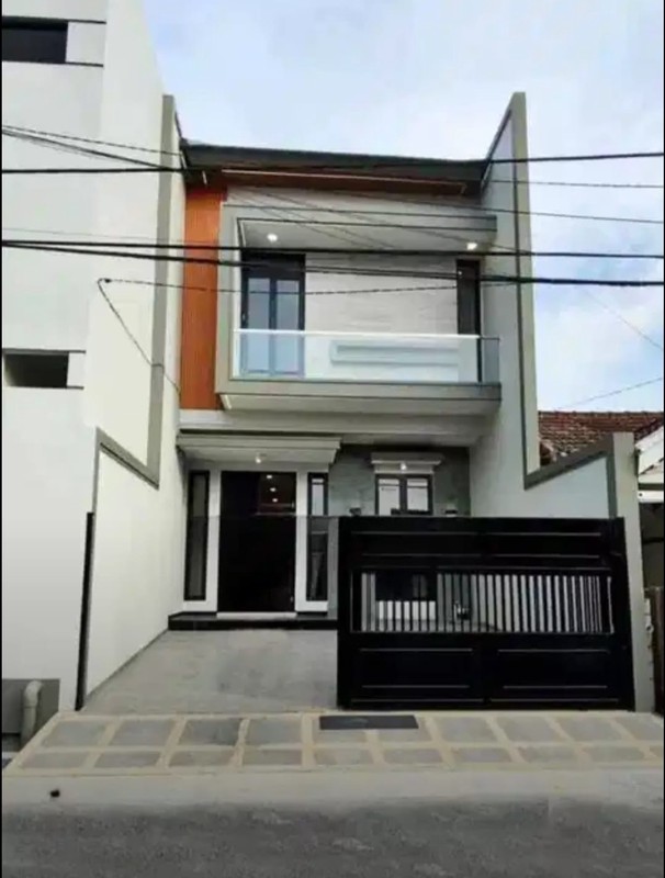 Dijual Rumah Minimalis Strategis di Nginden Intan Dekat Pusat Kota Surabaya