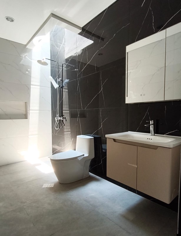 Rumah Renovasi Area Premium Di Bouelevar  Puspita Loka BSD city 