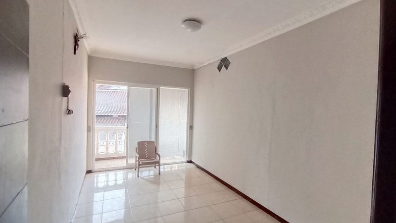 Jual Rumah 2 Lantai Kupang Jaya Surabaya Barat