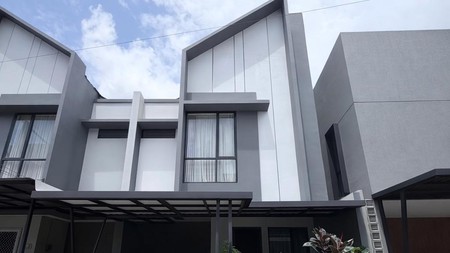 Jual Murah! Rumah 2 Lantai Graha Raya - 3 KT, Full Fitur, Siap Huni, Harga Nego!