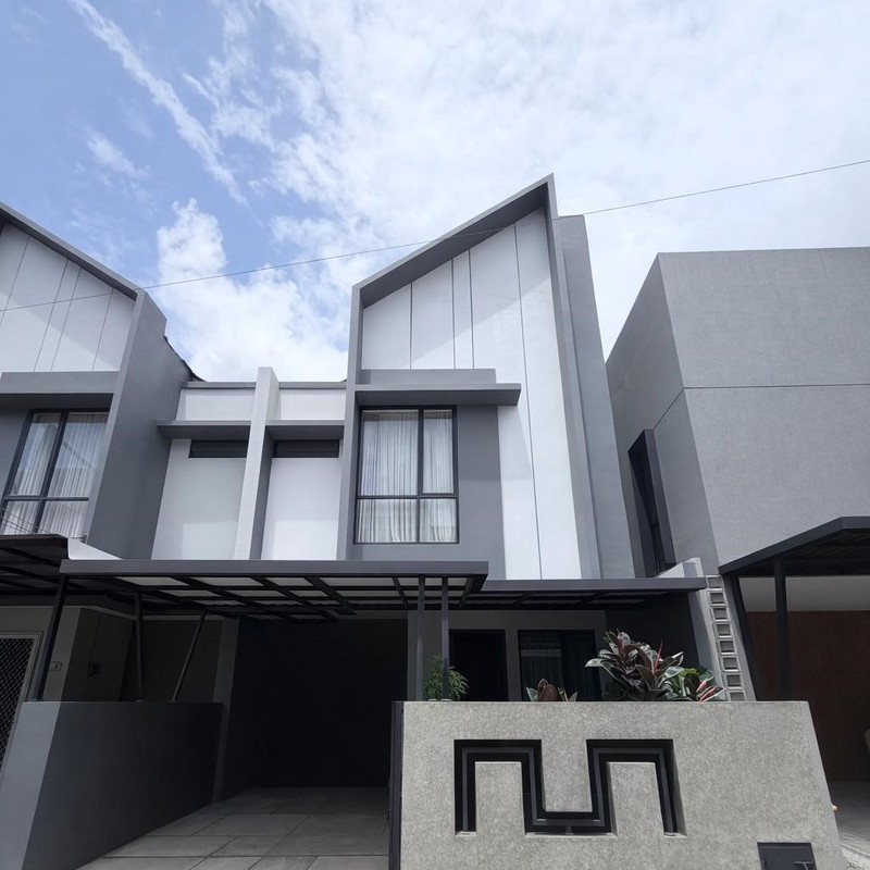 Jual Murah! Rumah 2 Lantai Graha Raya - 3 KT, Full Fitur, Siap Huni, Harga Nego!