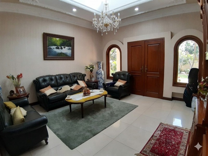 Rumah MEWAH, Hunian Nyaman dan Siap Huni @Bumi Bintaro Permai.