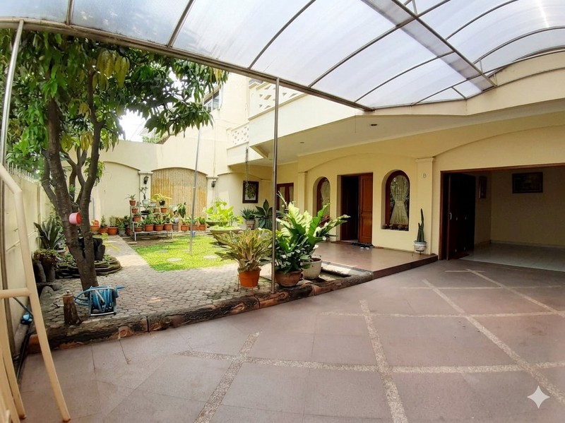 Rumah MEWAH, Hunian Nyaman dan Siap Huni @Bumi Bintaro Permai.