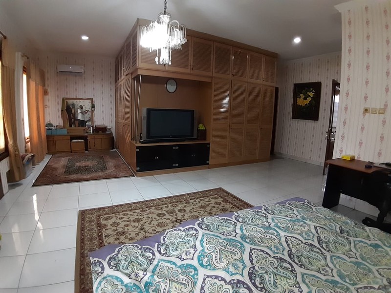 Rumah MEWAH, Hunian Nyaman dan Siap Huni @Bumi Bintaro Permai.