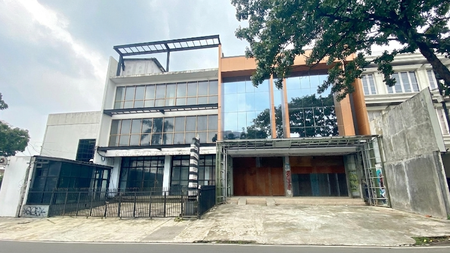 Ruko Gandeng Strategis Pinggir Jalan Utama di Bintaro Jaya 3