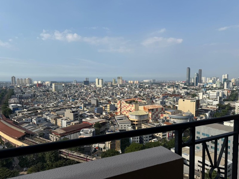 Apartemen Red Top Gambir Jakarta Pusat lokasi di tengah kota 