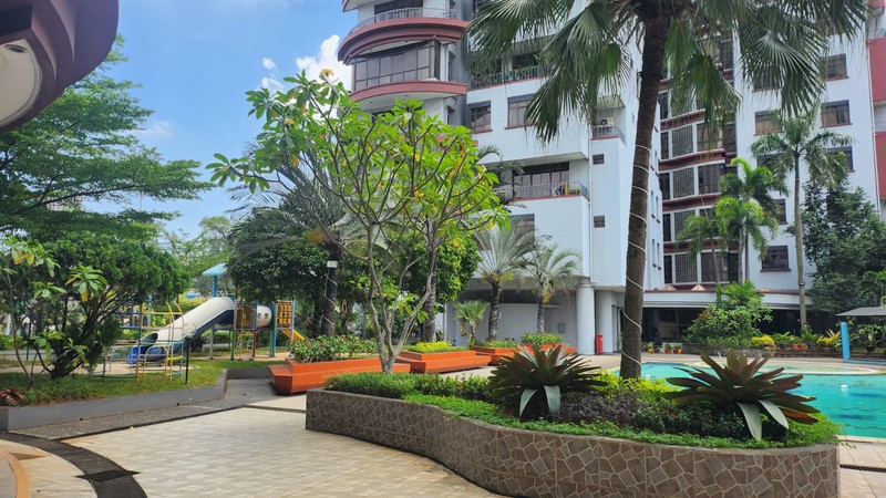 Dijual Apartemen di Area Komersial yg Strategis di TB Simatupang, Jakarta Selatan