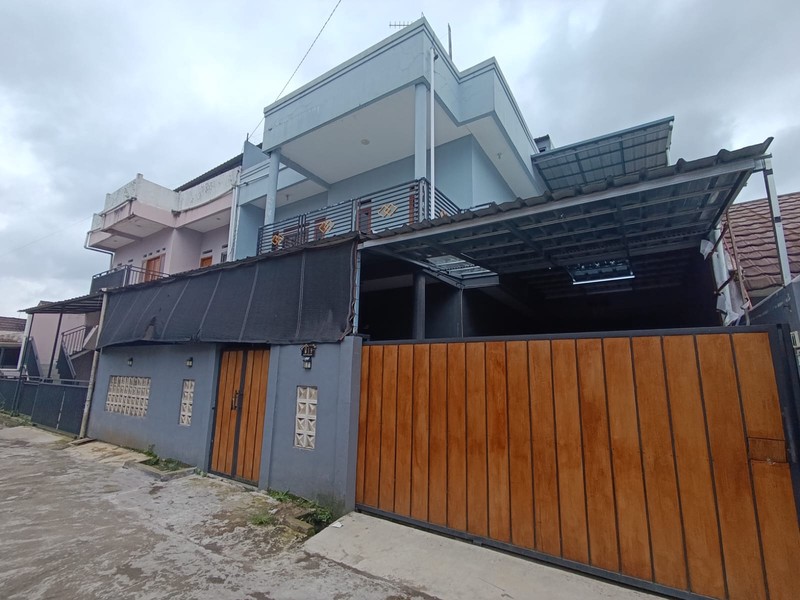 Rumah 2 lantai di Komplek Bumi Cipta Asri Katapang, Kab. Bandung