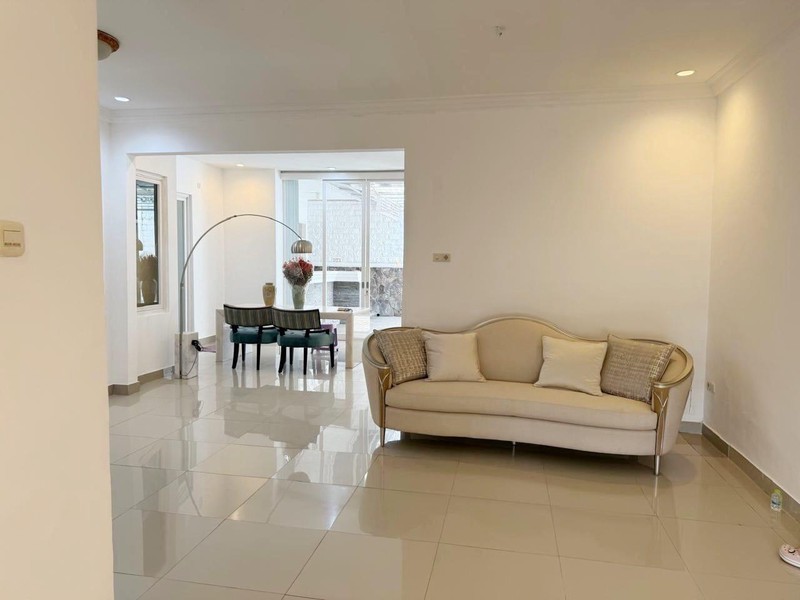 Dijual Rumah Wiguna Tengah Surabaya Timur Siap Huni