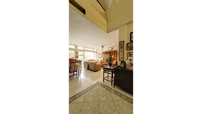 Rumah Cempaka Putih Tengah