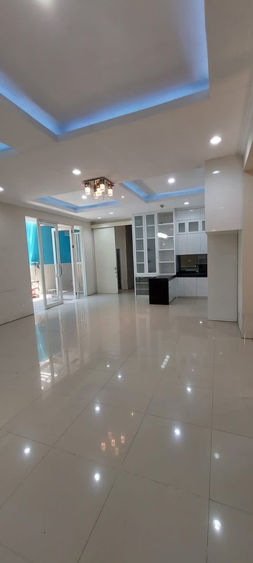 Rumah Raya Eastwood Citraland Surabaya Barat