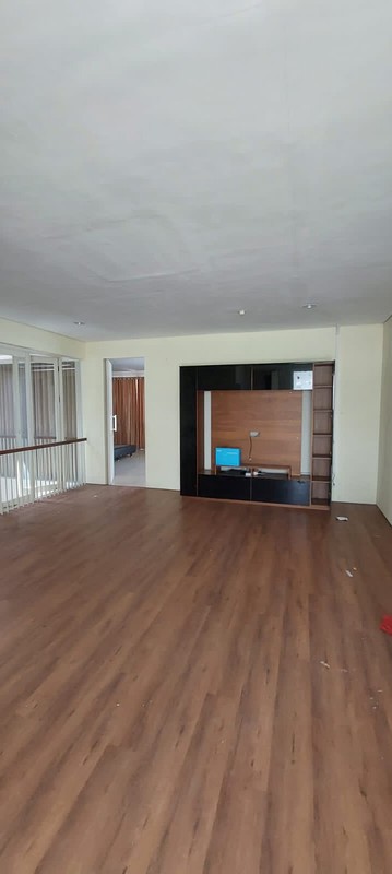 Rumah Raya Eastwood Citraland Surabaya Barat